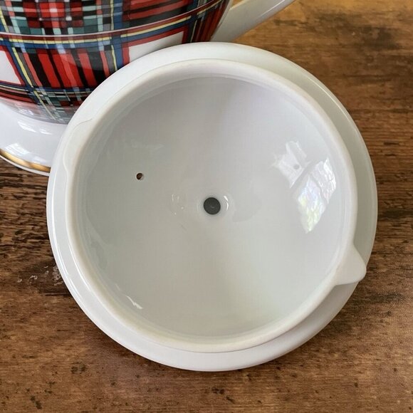 Willams Sonoma Stuart Dress Tartan Teapot White Red Gold Holiday 4 Cup Japan - Picture 11 of 14